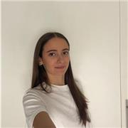 Profesora de apoyo especializada en clases de inglés para niños de la primaria y ESO